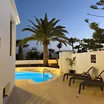 La Favorita Puerto del Carmen (Lanzarote)